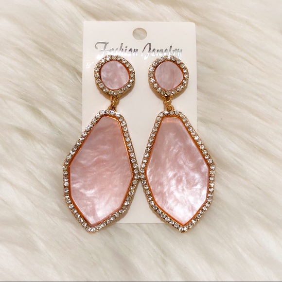 Jewelry - Pink marble stone dangle statement fashion earring